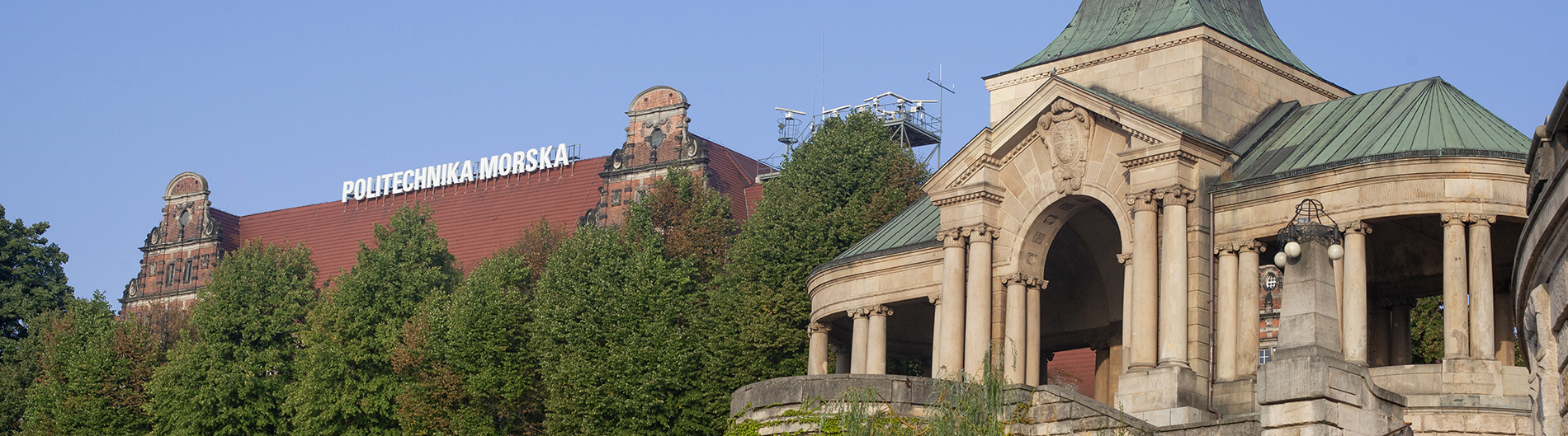 budynek Politechniki Morskiej w Szczecinie - widok od strony tarasów Hakena